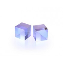 Polarizing Cubes for Medium Power Applications